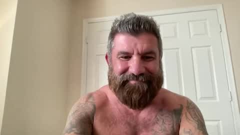 Snapshot of thatguybearded chatting on 01-28-25, 09:19 ThatGuyBearded online show from 01-28-25, 09:19