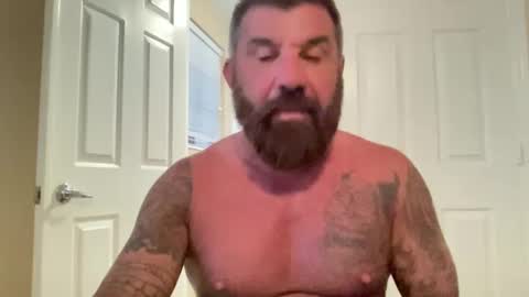 Snapshot of thatguybearded chatting on 03-11-25, 01:16 ThatGuyBearded online show from 03-11-25, 01:16