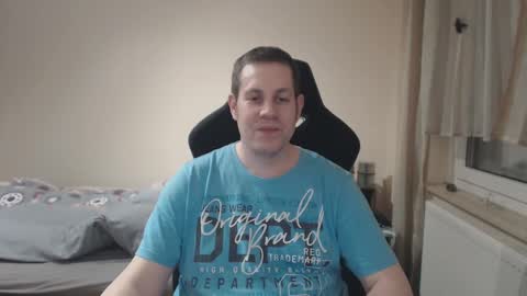 Snapshot of thatguyyeahhim chatting on 02-13-25, 11:58 thatguyyeahhim online show from 02-13-25, 11:58