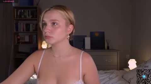 Snapshot of thatonerabbit chatting on 07-09-26, 03:38 Alice online show from 07-09-26, 03:38