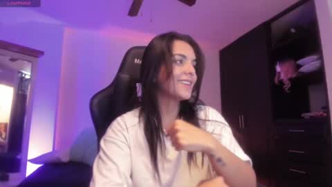 Paola online show from 03-04-25, 03:37