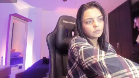 Paola online show from 03-12-25, 02:45