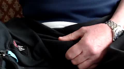 Snapshot of the1pocketrocket chatting on 12-08-24, 01:03 the1pocketrocket online show from 12-08-24, 01:03