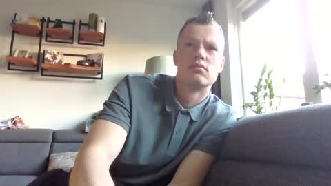 Dennis online show from 04-17-26, 07:00