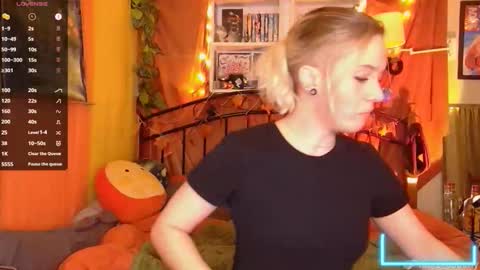 Snapshot of the_a_udacity chatting on 10-01-25, 07:47 the_a_udacity online show from 10-01-25, 07:47