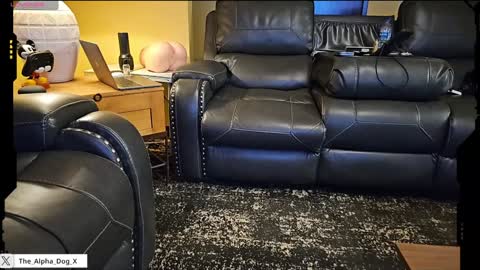 Snapshot of the_alpha_dog_xxx chatting on 01-10-25, 03:58 the_alpha_dog_xxx online show from 01-10-25, 03:58