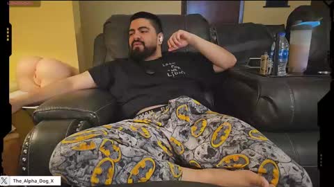 Snapshot of the_alpha_dog_xxx chatting on 02-10-25, 04:04 the_alpha_dog_xxx online show from 02-10-25, 04:04