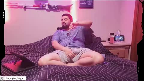 Snapshot of the_alpha_dog_xxx chatting on 02-21-25, 04:48 the_alpha_dog_xxx online show from 02-21-25, 04:48