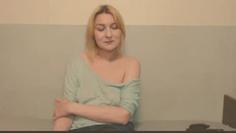 Eva online show from 06-22-26, 10:29