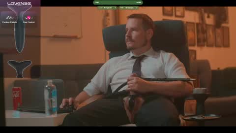 Snapshot of the_dilf chatting on 05-16-26, 10:36 The DILF - online show from 05-16-26, 10:36