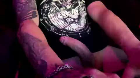 Snapshot of the_dizzy chatting on 10-07-25, 02:09 Sinner online show from 10-07-25, 02:09