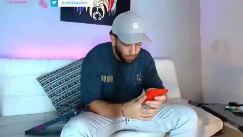 SCOTT  THEO  KAMERON  GENDERSON online show from 03-01-25, 10:10