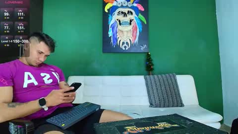 SCOTT  THEO  KAMERON  GENDERSON online show from 12-16-25, 08:14