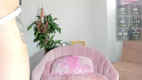 Snapshot of the_latins_hot chatting on 01-08-25, 08:39 Alice and Bella online show from 01-08-25, 08:39