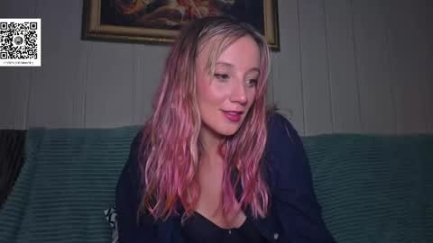 Snapshot of the_pussy_boulevard chatting on 04-25-26, 01:30 Anna online show from 04-25-26, 01:30