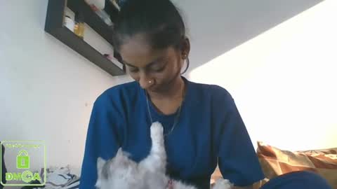Snapshot of the_right_girl chatting on 03-11-25, 02:54 Suzan Sexy online show from 03-11-25, 02:54