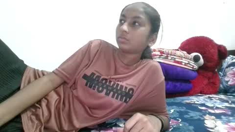 Snapshot of the_right_girl chatting on 10-12-25, 07:02 Suzan Sexy online show from 10-12-25, 07:02