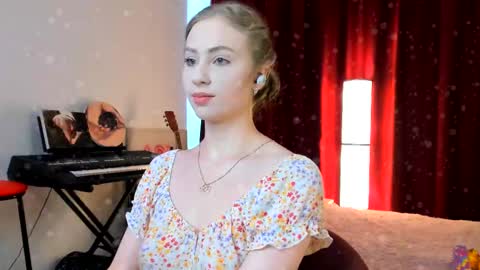 Ally    STREAMING ON TWITCH NOW Check my Twitter for updates online show from 02-21-25, 11:11