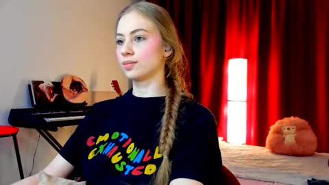 Ally    STREAMING ON TWITCH NOW Check my Twitter for updates online show from 03-14-26, 05:40