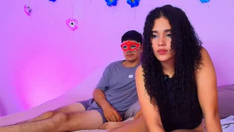 Snapshot of the_toxic_duo chatting on 12-22-25, 11:35 The toxic duo online show from 12-22-25, 11:35