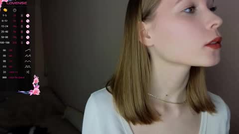 Snapshot of the_vickky chatting on 01-31-26, 07:11 Vicky online show from 01-31-26, 07:11