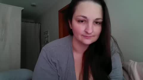 Snapshot of the_warrior_princess chatting on 05-20-26, 08:48 the_warrior_princess online show from 05-20-26, 08:48