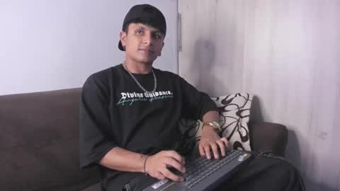 Snapshot of the_weed_guys chatting on 09-17-25, 03:19 Danny online show from 09-17-25, 03:19