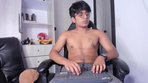 Danny online show from 11-09-25, 01:04