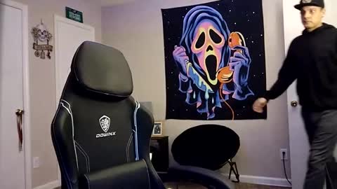 Snapshot of the_wicked22 chatting on 01-13-25, 01:23 Wicked online show from 01-13-25, 01:23