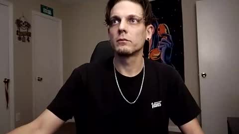 Snapshot of the_wicked22 chatting on 01-15-25, 10:46 Wicked online show from 01-15-25, 10:46