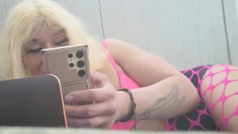 Snapshot of thea_aphrodite_goddess chatting on 03-26-26, 04:01 thea_aphrodite_goddess online show from 03-26-26, 04:01