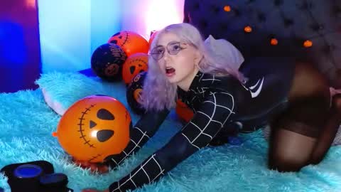 Diosa Afrodita online show from 10-25-25, 02:30