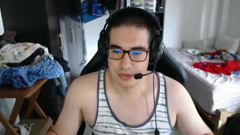 Snapshot of thealfawolfwolfbite chatting on 02-07-26, 08:01 Vancoser online show from 02-07-26, 08:01