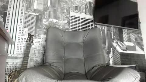 Snapshot of theangelmiguel chatting on 12-20-24, 04:09 Miguel Angel online show from 12-20-24, 04:09
