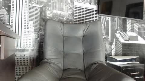 Snapshot of theangelmiguel chatting on 01-02-25, 08:39 Miguel Angel online show from 01-02-25, 08:39