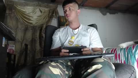 Snapshot of theangelmiguel chatting on 02-21-25, 04:51 Miguel Angel online show from 02-21-25, 04:51