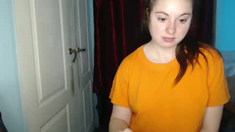 raissa online show from 09-22-25, 03:36