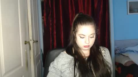 raissa online show from 10-24-25, 04:36