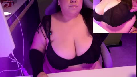 TheBouncingBetty online show from 06-11-26, 08:40