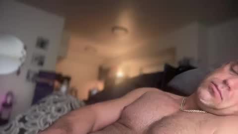 Snapshot of thebuzz777 chatting on 02-20-25, 01:30 theBuzz777 online show from 02-20-25, 01:30