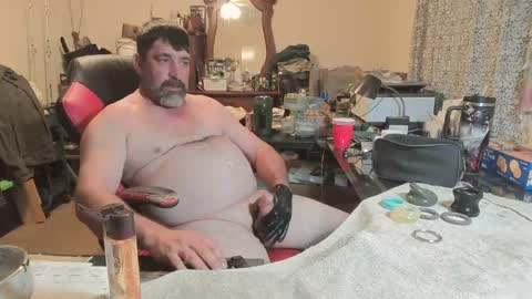 Snapshot of thecajunbator2 chatting on 05-07-26, 01:05 Cajunbator online show from 05-07-26, 01:05