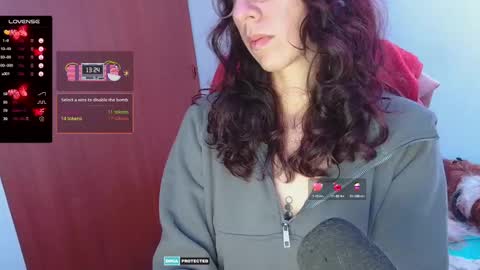Snapshot of thecherry_paulette chatting on 02-19-25, 04:34 Paulette online show from 02-19-25, 04:34