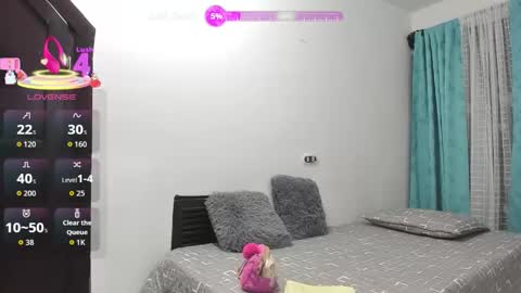 TheChicaNextDoor  online show from 02-17-26, 11:11