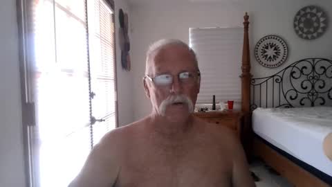 Snapshot of thecooltool_1 chatting on 09-15-25, 08:31 thecooltool_1 online show from 09-15-25, 08:31