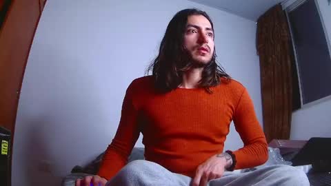 Snapshot of thecrazyadam chatting on 06-02-26, 04:47 Miguel online show from 06-02-26, 04:47