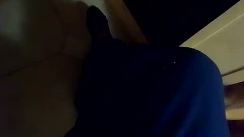 Snapshot of thedo121111 chatting on 11-13-25, 01:37 thedo121111 online show from 11-13-25, 01:37