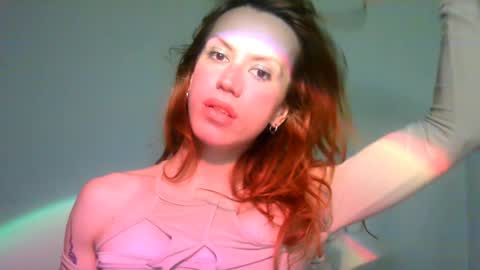 Yolanda online show from 02-07-25, 07:38