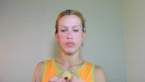 Yolanda online show from 10-11-25, 07:12