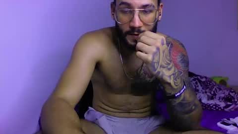 Snapshot of thedragonboyxxx chatting on 02-03-26, 06:22 thedragonboyxxx online show from 02-03-26, 06:22