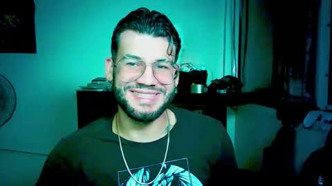 Snapshot of thedragonboyxxx chatting on 03-14-26, 01:12 thedragonboyxxx online show from 03-14-26, 01:12